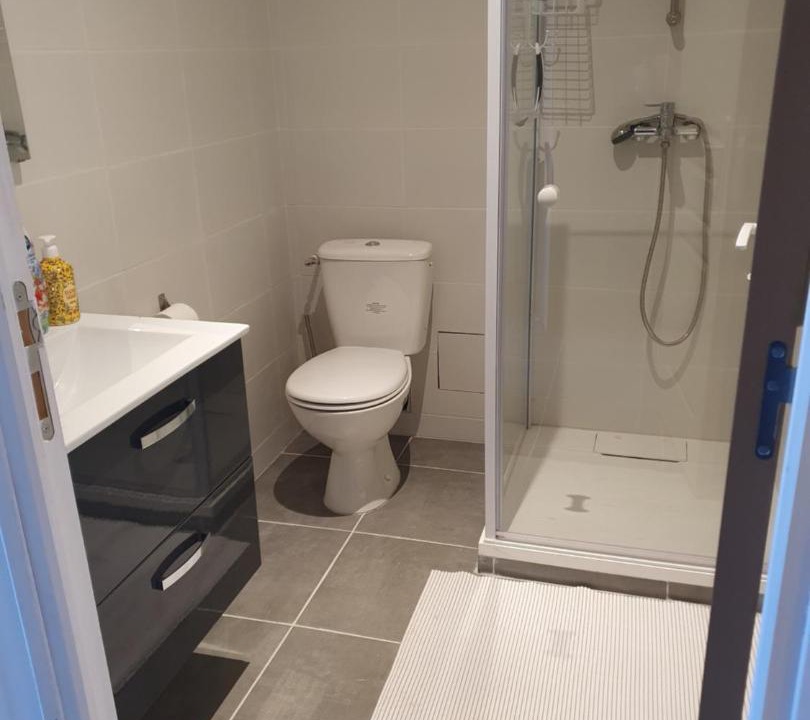 Photo of Bathroom in Durban-Corbieres