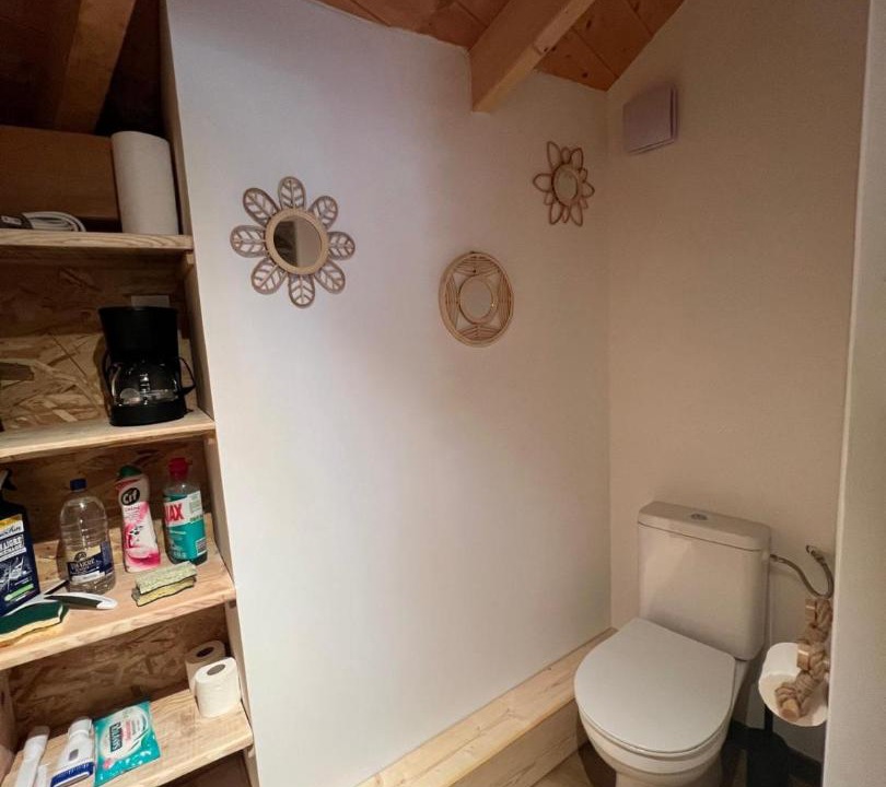Photo of Bathroom in Melles