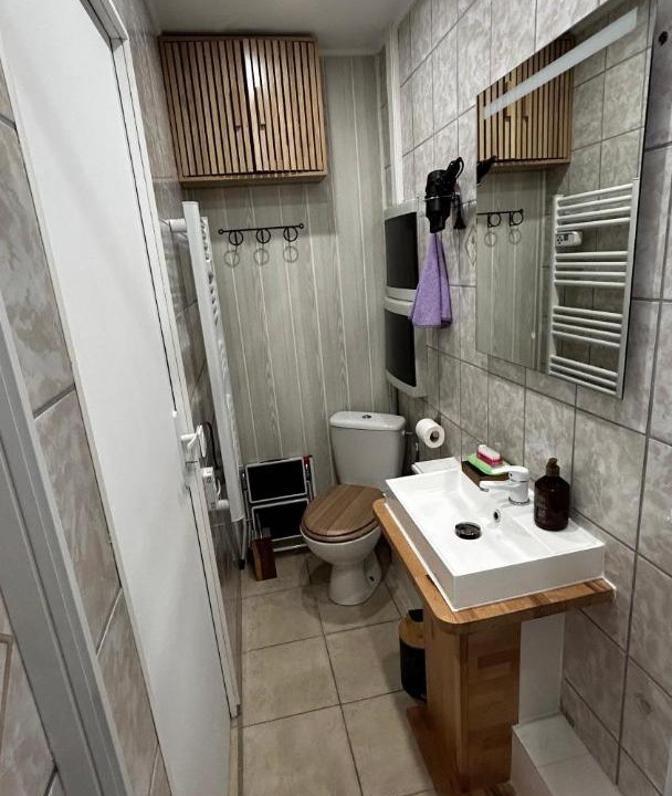 Photo of Bathroom in Saulieu