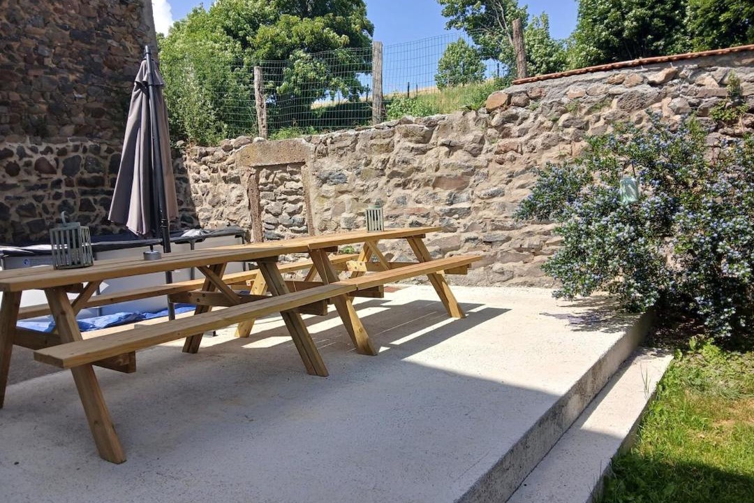 Photo of Others in Fix-Saint-Geneys