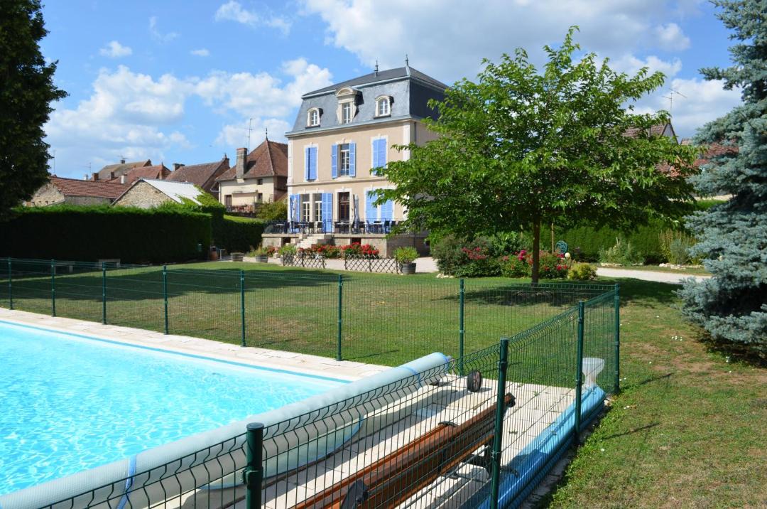 Photo of Others in Saint-Boil