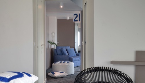 Suite, 1 Queen Bed