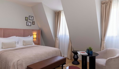Executive Room