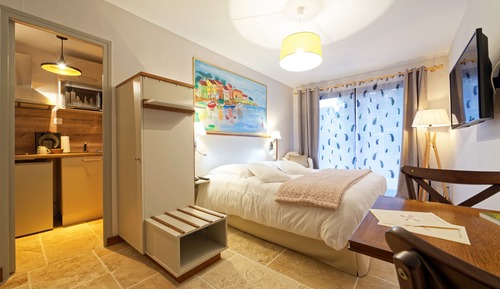 Comfort Apartment, Kitchenette, Garden View