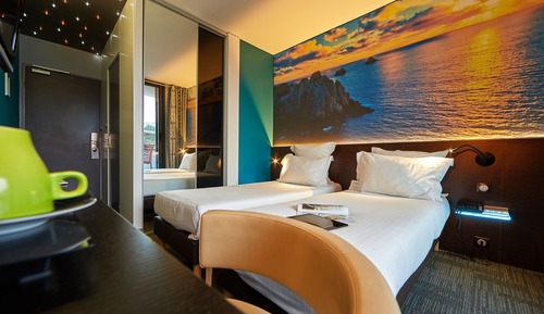 Twin Room, Pool View