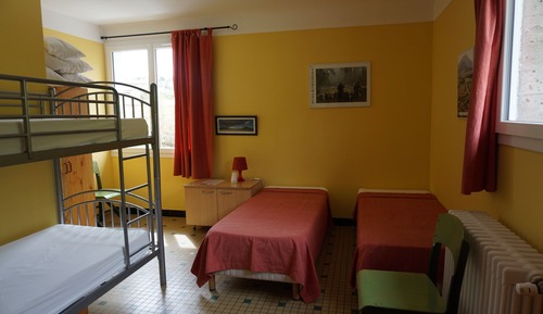 Economy Room