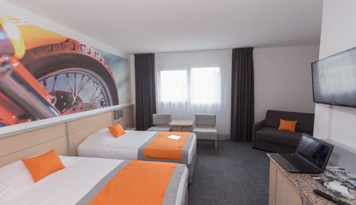 Standard Room, 3 Twin Beds