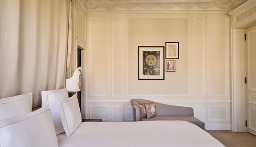 Signature Suite (Arc de Triomphe)