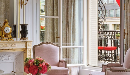 Suite Prestige Vue Avenue Montaigne avec Balcon