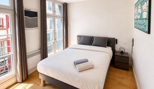 Double Room with Shared Bathroom