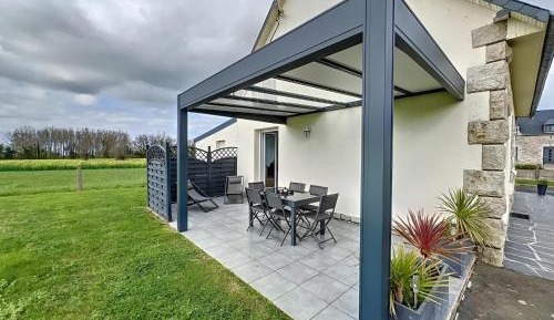 Three-Bedroom Vacation Home 