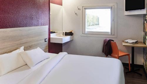 Tandem Room (2 Adults)
