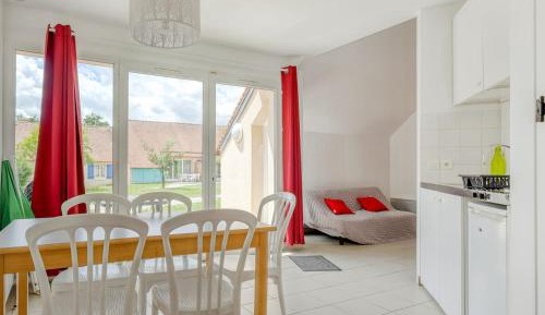Three-Bedroom Vacation Home 