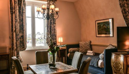 Superior Quadruple Room with Harbor View
