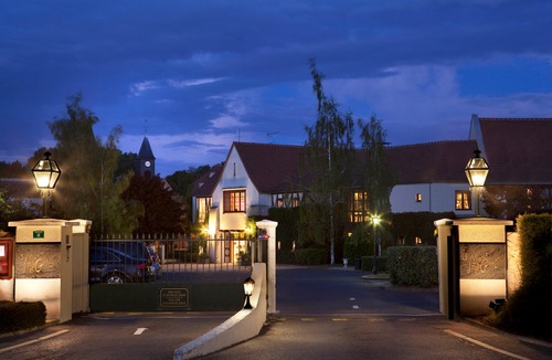 Gressy Hotel | Le Manoir de Gressy