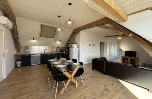 Saint-Leon Cottage | Gite Saint-Léon, 5 bedrooms, 11 persons