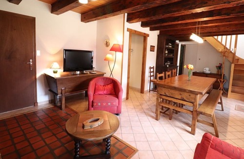 Saint-Poncy Cottage | Gite Saint-Poncy, 3 bedrooms, 6 persons