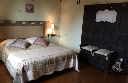 Lamballe House | Au Clos du Lit - Chambres d'hôtes