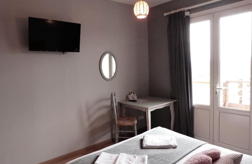 Saint-Genies Hotel | Logis Hôtel La Borie