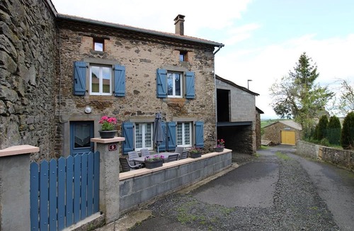 Tiviers Cottage | Gite Tiviers, 2 bedrooms, 4 persons