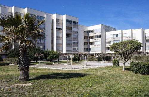 Saint-Hippolyte Apartment | Beautiful apartment for 4 guests with A/C, WIFI, TV, balcony and parking