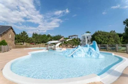 Canet-de-Salars Ski Chalet | Chalet 4 étoiles - Parc aquatique - eeeahd