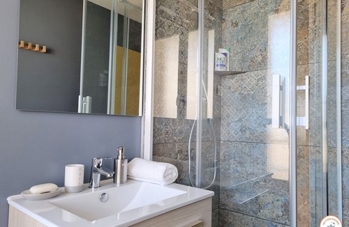 Downtown Le Havre Apartment | The Four Seasons - Panoramic View - Niemeyer Volcano View