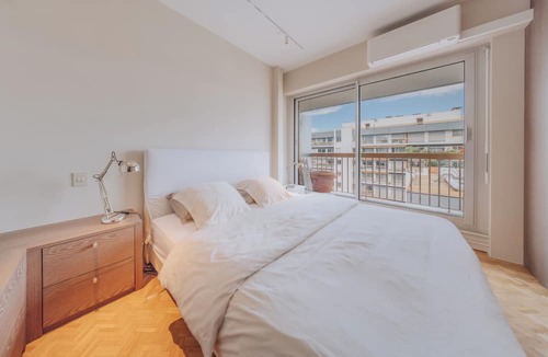 Quartier Saint-Ambroise Apartment | Penthouse 2 Bedrooms Skyline View a/c
