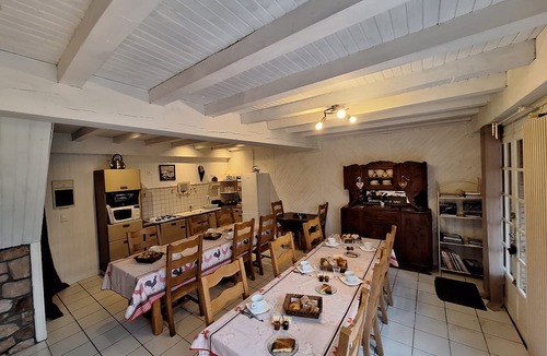 Saint-Alban Bed & Breakfast | Quiet countryside B&B, 5 minutes from the beach by car!