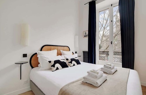Vivienne Apartment | A Modern Stylish 1-BR Apartment in Opéra