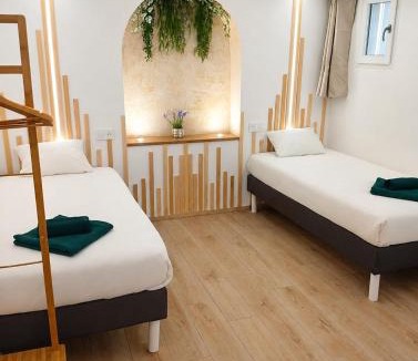Chateaubriant Bed & Breakfast | L'Étape Confort Chambre privée et espaces communs