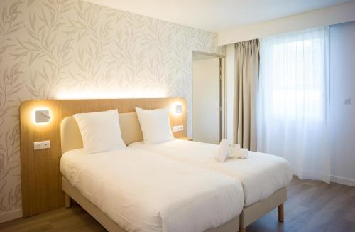 Saint-Witz Hotel | BRIT HOTEL CONFORT Roissy Saint-Witz