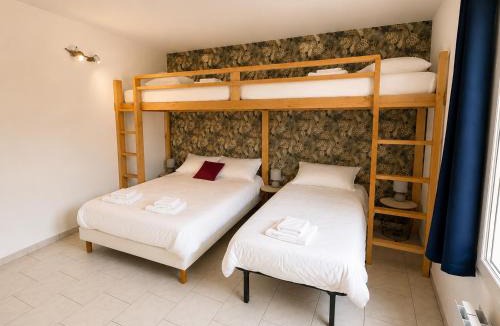 Roeze-sur-Sarthe House | Gîte Le Festif pour groupe de 15 personnes à 25 minutes du Mans et de La Flèche