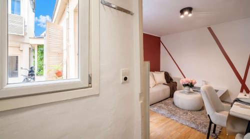 Notre-Dame-des-Champs Apartment | Gem 3 Guests Le Bon Marche