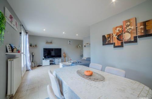 Avord House | L'Escale