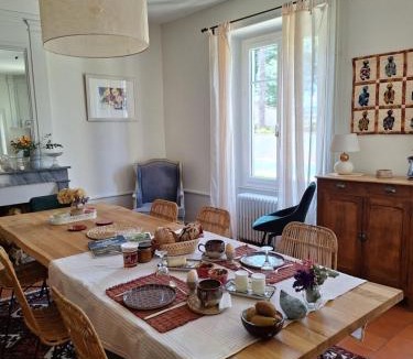 Moissat House | Chambre d'hôtes de charme La Pironine Auvergne