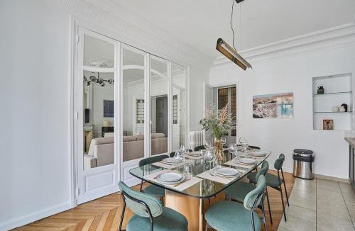 Quartier de la Porte-Saint-Denis Apartment | Elegant Apartment in the Heart of Paris