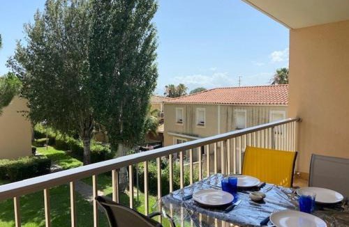 Les Hauts de Canet Apartment | Appartement T2 pour 4 Personnes Résidence avec piscine 4EURO213 Nice apartment with swimming pool