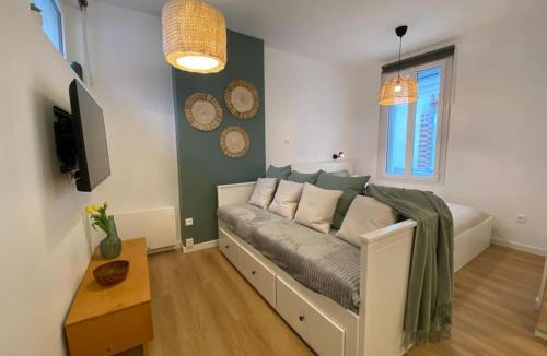 Chateau-Renault Apartment | Nid douillet tout équipé