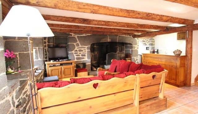 Gite Paulhac, 5 bedrooms, 12 persons