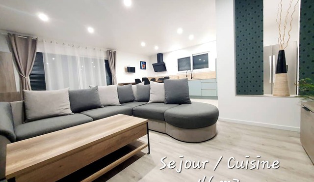 Profitez D'un Séjour Inoubliable Dans une Villa Spacieuse et Bien Équipée in Pont-du-Château