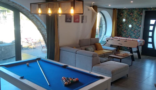 Chambre Dans une Magnifique Villa de Charme Avec sa Piscine Privée et Jacuzzi