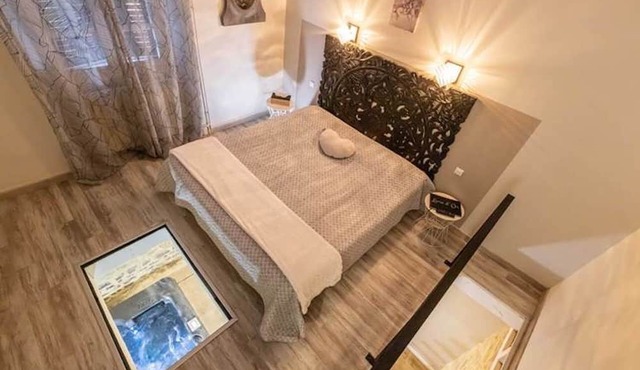 Apartment in an estate with private SPA and heated pool