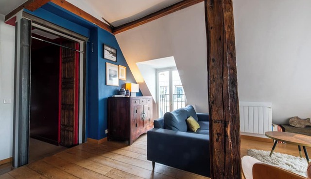 MONTMARTRE, PARIS VIEW, ATTRACTIONS, 30–60 days ahead? Private offer VIE-VAp