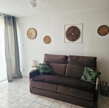Bright apartment in Sainte-Marie sea view