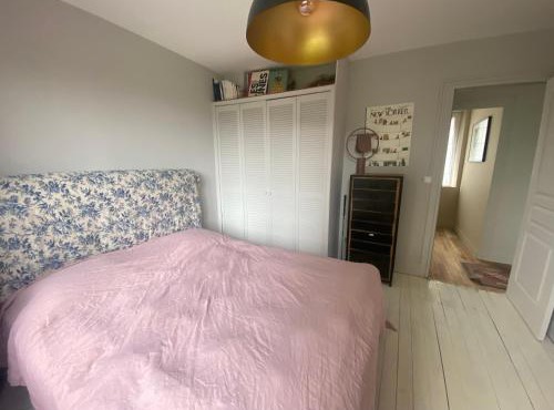 Chambre sur jardin proche bords de Loire