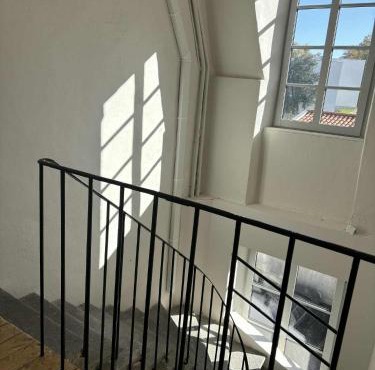 Appartement moderne proche de l'autoroute