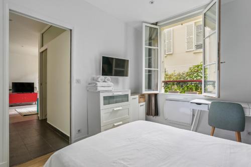 Charming apartment design near Sorbonne